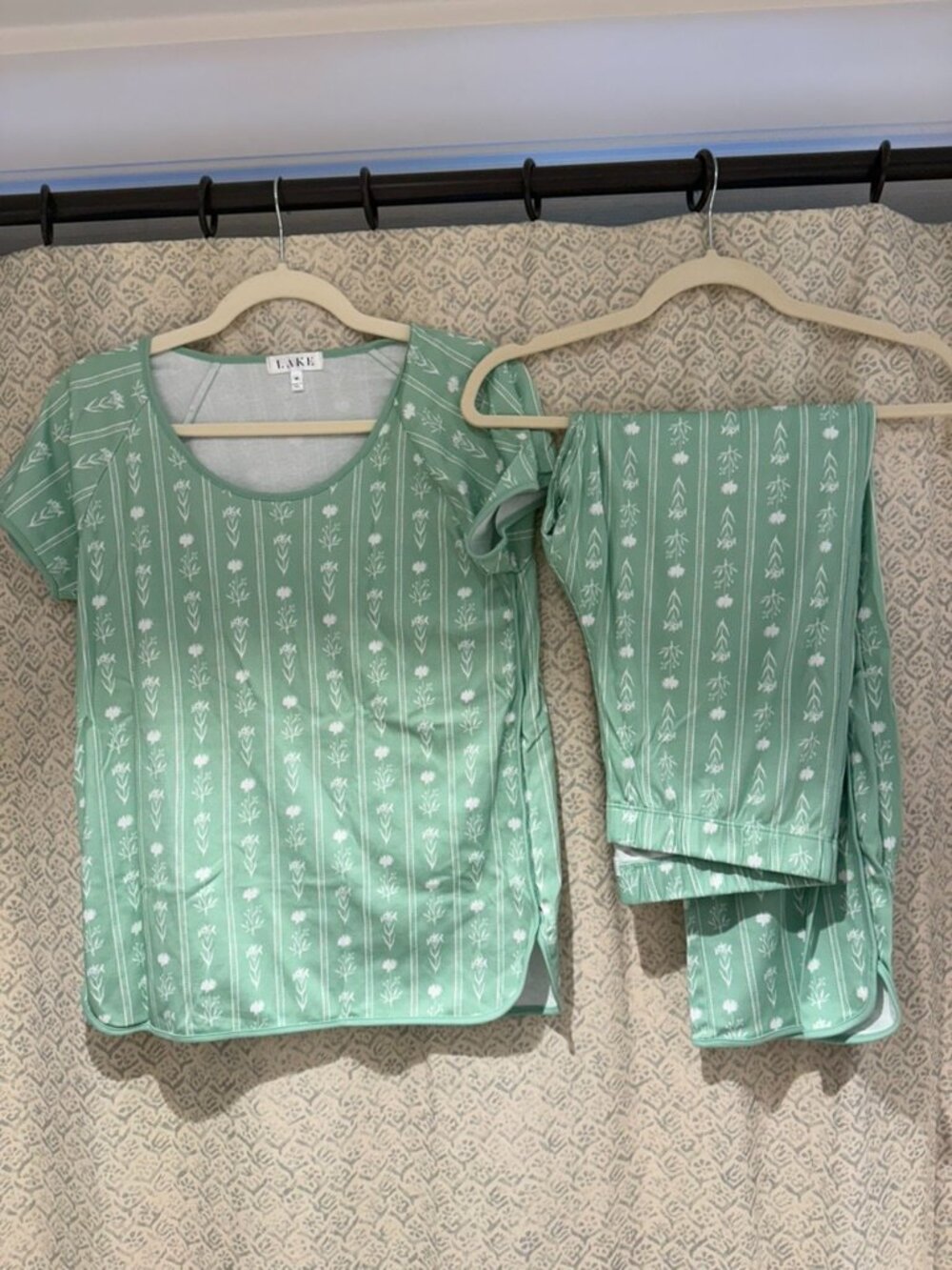 Lake Pajamas Pima Short-Long Set in Parisian Green Watercolor Stems - M - NWOT